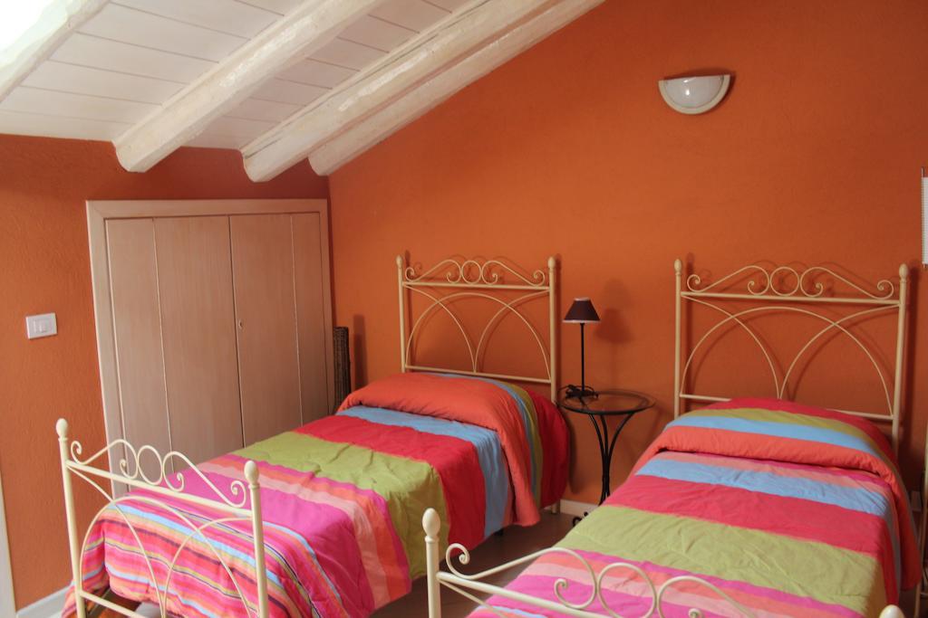 Hotel Porta Santa Maria Busca Pokoj fotografie